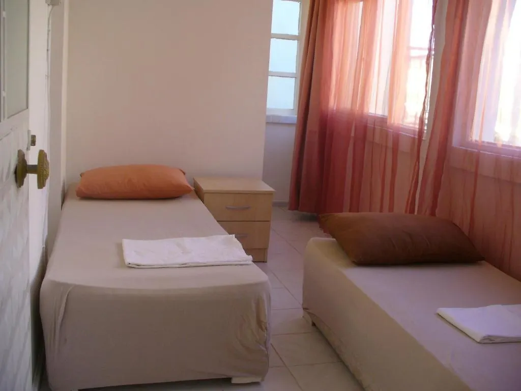 Kibar Apart Pansiyon Kuşadası Türkiye