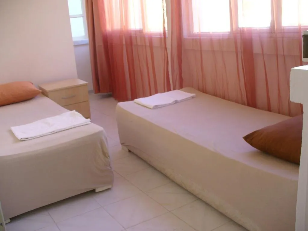 Kibar Apart Pansiyon Kuşadası Apart Otel